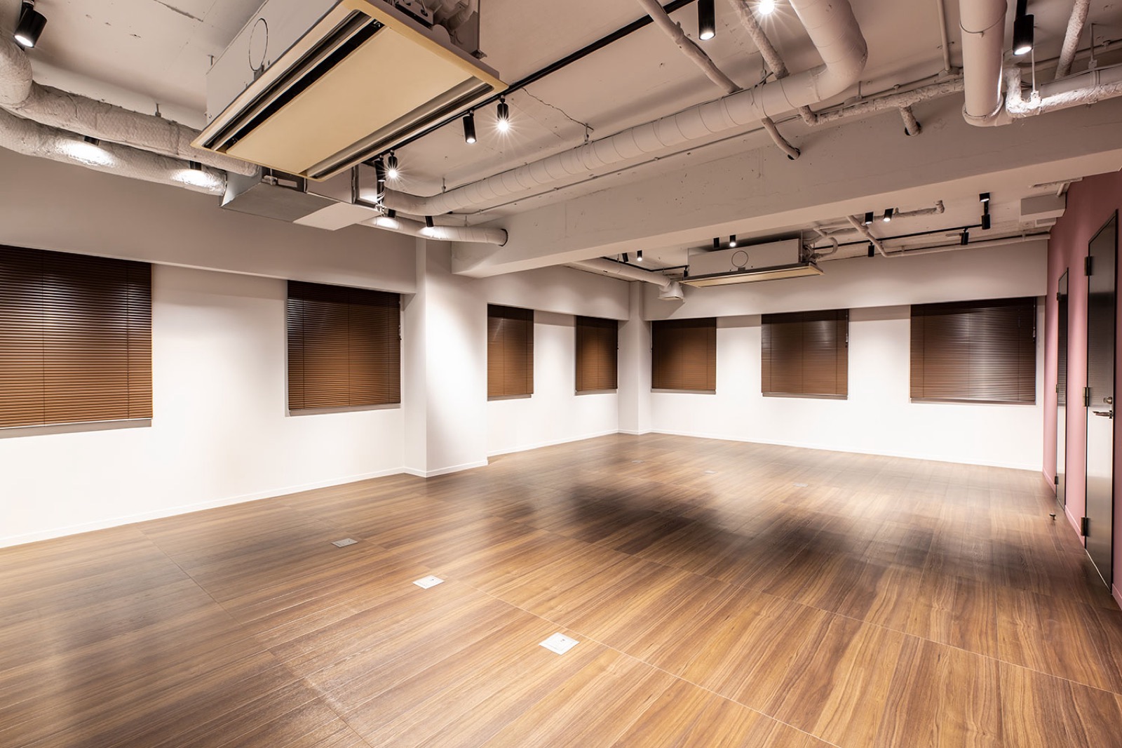 麹町Office 8