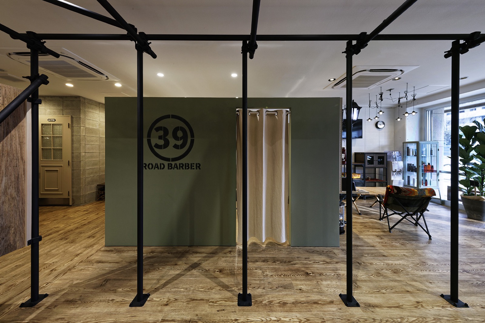 39ROAD BARBAR 6